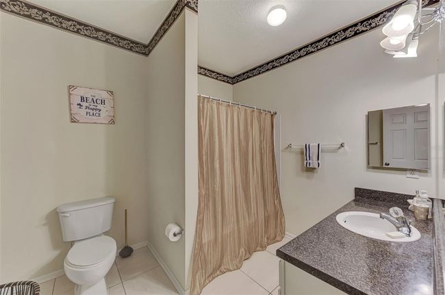 Primary full bath. | Image 18