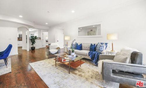 302-1135 Rexford Dr, Los Angeles, CA, 90035-1250 | Card Image