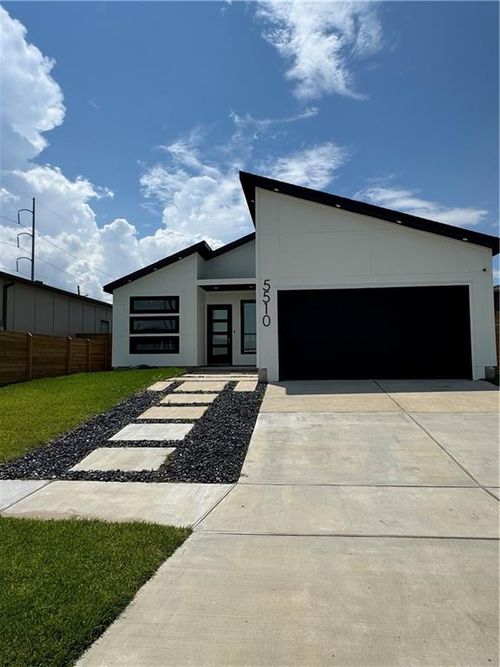 5510 Clements Dr, New Orleans, LA, 70126-3292 | Card Image