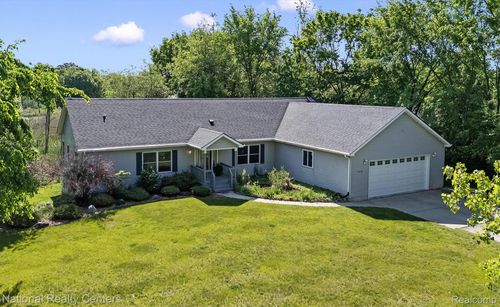 15379 Bird Rd, Linden, MI, 48451-8531 | Card Image