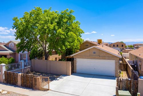 1932 Desert Breeze Dr Sw, Albuquerque, NM, 87121-6431 | Card Image