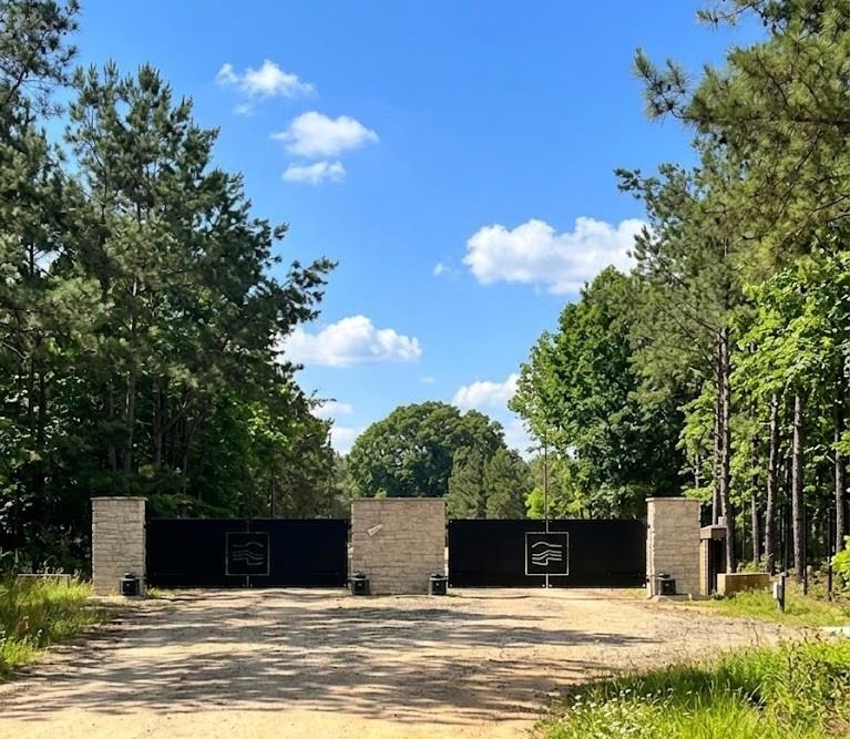 Land in Broken Bow