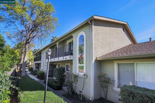 61 Meadowbrook Cir, Pittsburg, CA, 94565 | Card Image
