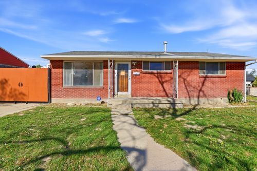 3316 Lynnbrook Dr, Magna, UT, 84044-2141 | Card Image