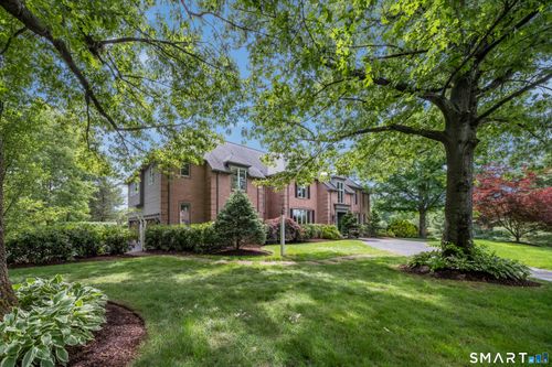 41 Ridgebury Rd, Avon, CT, 06001-3825 | Card Image