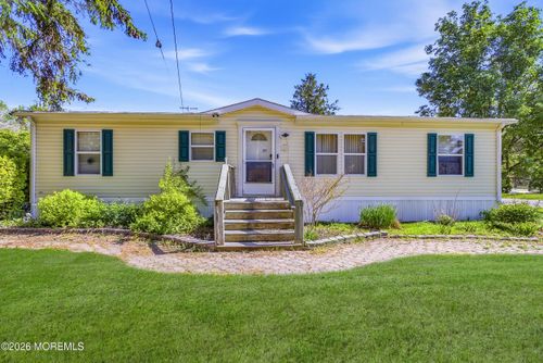 1 Circle Dr, Manchester, NJ, 08759-5406 | Card Image
