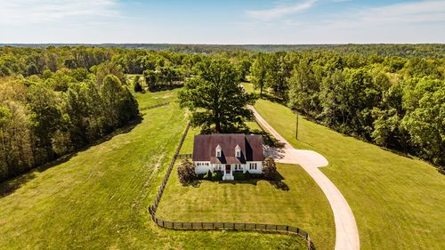 8137 Shoals Branch Rd, Primm Springs, TN, 38476-9608 | Card Image