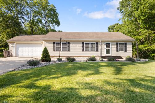 11855 Yorkshire, Richland, MI, 49083-9384 | Card Image