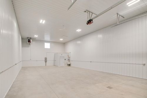 2-5598 13th Ave N, Fargo, ND, 58102-2851 | Card Image