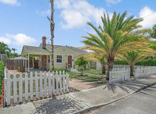 720 N Ocean Breeze, Lake Worth Beach, FL, 33460-2742 | Card Image