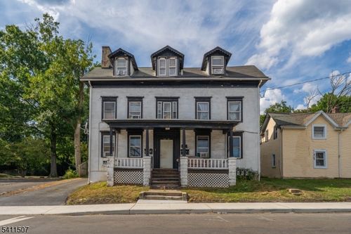 560 W Front St, Plainfield, NJ, 07060-1043 | Card Image