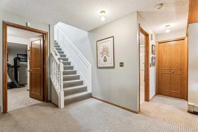 89 Shawnee Rise Sw, Home with 3 bedrooms, 3 bathrooms and 4 parking in Calgary AB | Image 22