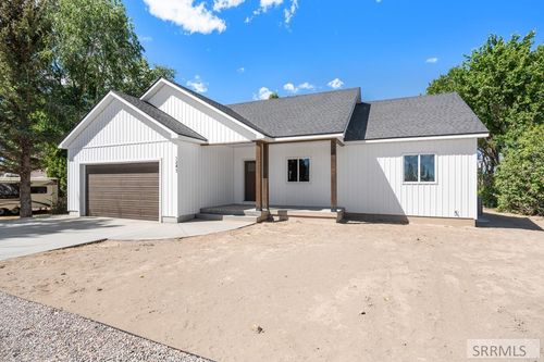 1243 E 1500 N, Terreton, ID, 83450-5137 | Card Image