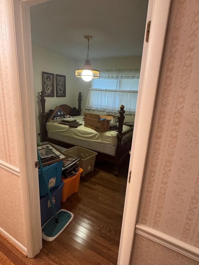 573 Cresswood Dr, House other with 3 bedrooms, 2 bathrooms and 1 parking in Richlands VA | Image 11