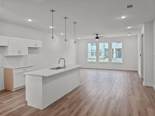 9616 Thorncrown Ln, Fort Worth, TX, 76179-0018 | Card Image