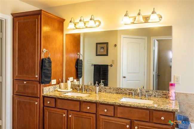 2502 Alamo St, House other with 3 bedrooms, 2 bathrooms and null parking in Gonzales TX | Image 18