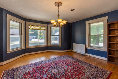 26 Main St, Chester, VT, 05143-9357 | Card Image