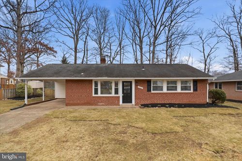 14801 Carlbern Dr, CENTREVILLE, VA, 20120-1507 | Card Image