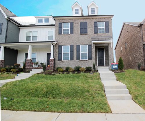 153 Grandstand Blvd, Gallatin, TN, 37066-4600 | Card Image