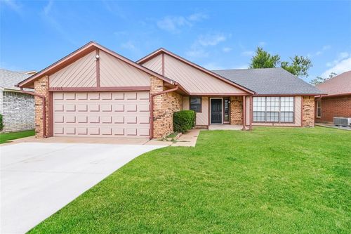 11916 Silver Sun Drive, Oklahoma City, OK, 73162 | Card Image