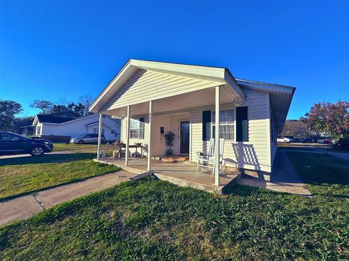 802 Gentry Ave, Henryetta, OK, 74437 | Card Image