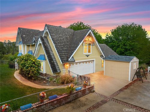 32162 Leslie St, Wildomar, CA, 92595-8528 | Card Image