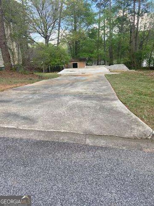 7582 Colonial Ct, Jonesboro, GA, 30236-2809 | Card Image