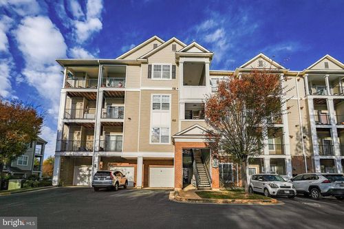 apt-104-19625 Galway Bay Cir, GERMANTOWN, MD, 20874-4613 | Card Image