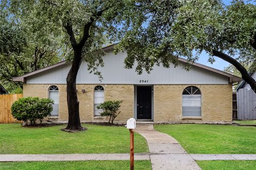 2941 Rolling Hills Dr, Carrollton, TX, 75007-5770 | Card Image