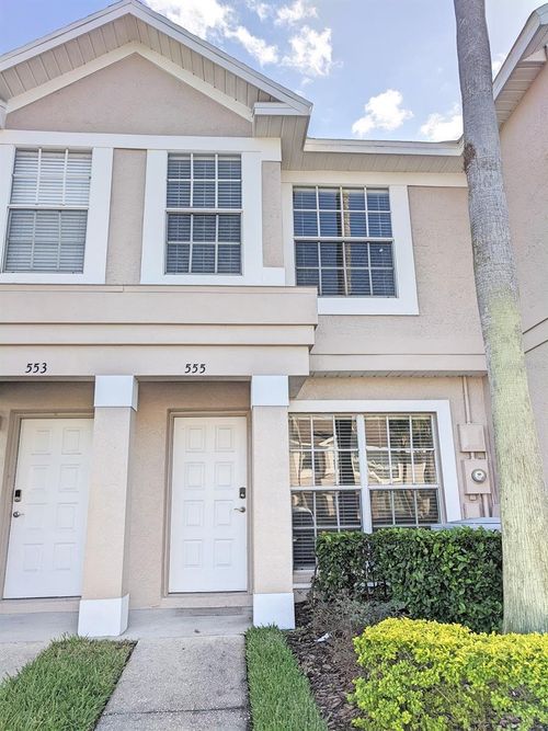 555 Kensington Lake Cir, BRANDON, FL, 33511-3886 | Card Image