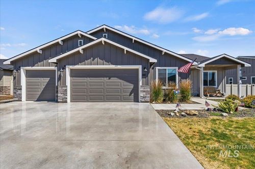 810 Bushnell Ave, Wilder, ID, 83676-5004 | Card Image