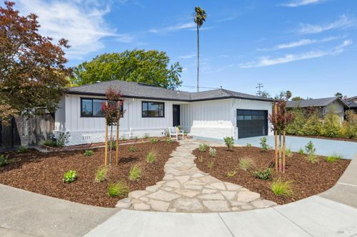 122 Golden Hind Passage, Corte Madera, CA, 94925 | Card Image