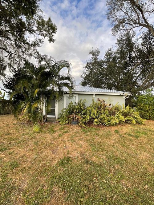 1030 Sw Palm Dr, Arcadia, FL, 34266-4216 | Card Image