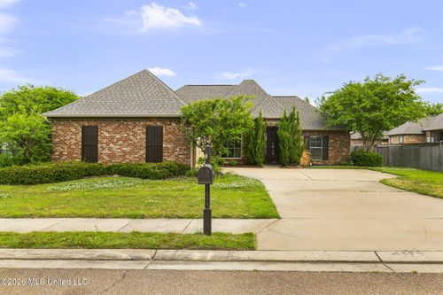 137 Owen St, Madison, MS, 39110-4554 | Card Image