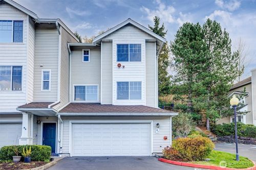 unit-b7-2300 Benson Rd S, Renton, WA, 98055-8878 | Card Image