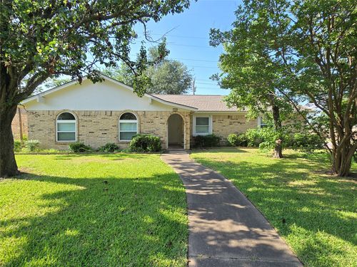 1000 Springdale Rd, Bedford, TX, 76021-4258 | Card Image