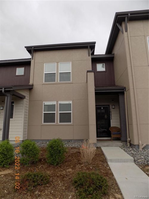 16052 E Warner Pl, Denver, CO, 80239-5495 | Card Image