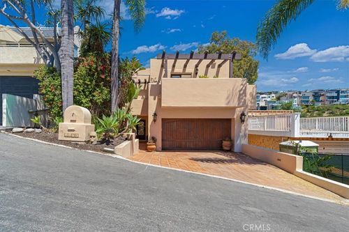 1046 Oro St, Laguna Beach, CA, 92651-3534 | Card Image