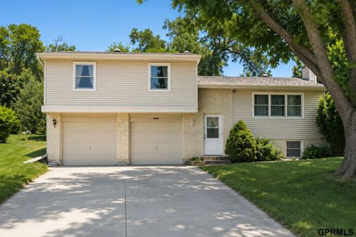 15004 Chicago Circle, Omaha, NE, 68154 | Card Image