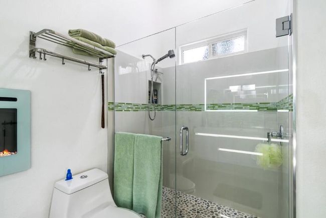Primary Bath | Image 21