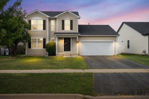 87 W Crabapple Ave, Cortland, IL, 60112-4198 | Card Image