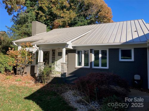 318 Queens Cove Rd, Mooresville, NC, 28117-9619 | Card Image