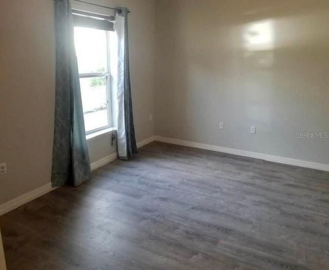 2113 Aitkin Loop, House other with 3 bedrooms, 2 bathrooms and null parking in Leesburg FL | Image 7