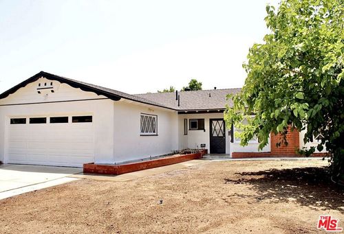 20158 Gresham St, Winnetka, CA, 91306-1119 | Card Image