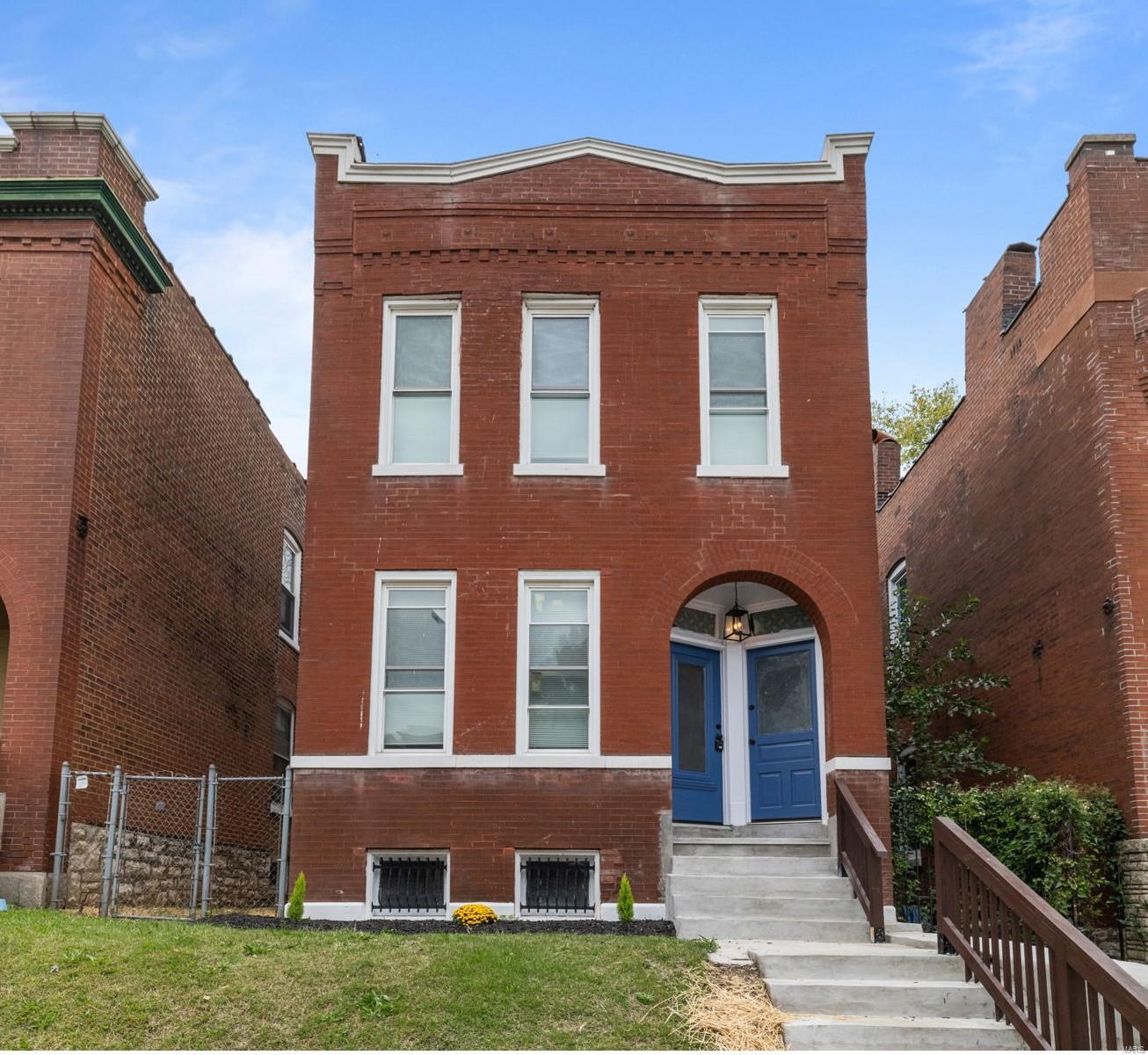 Oregon Ave, Saint Louis, MO 63118