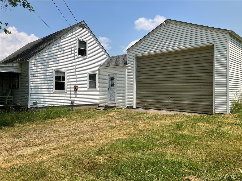Three Rod Rd, East Aurora, NY 14052