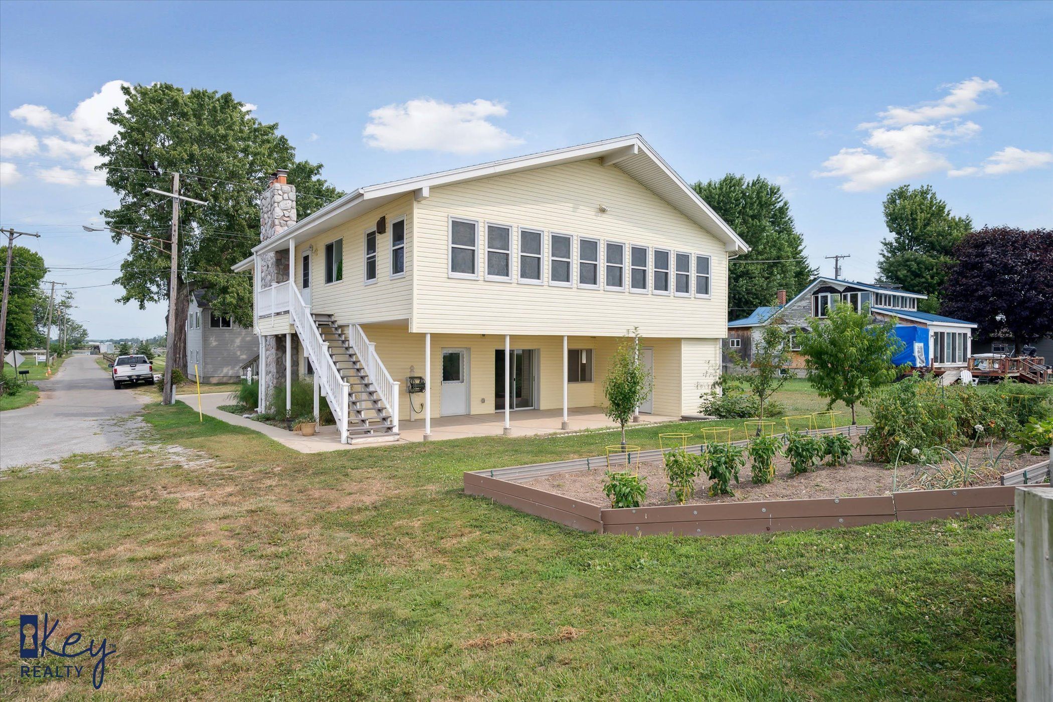 Lakeshore Dr, Newport, MI 48166