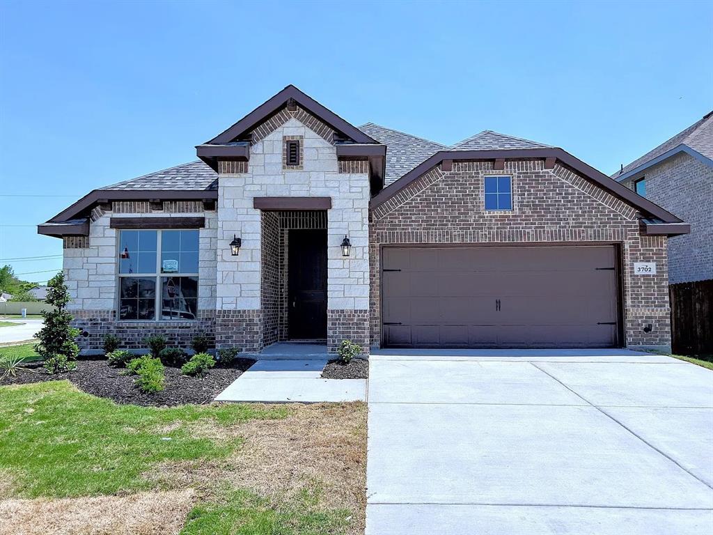 Swale St, Grand Prairie, TX 75052