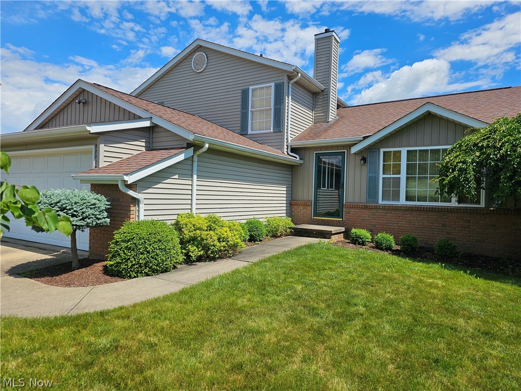 Lantern Ct, Middlefield, OH 44062