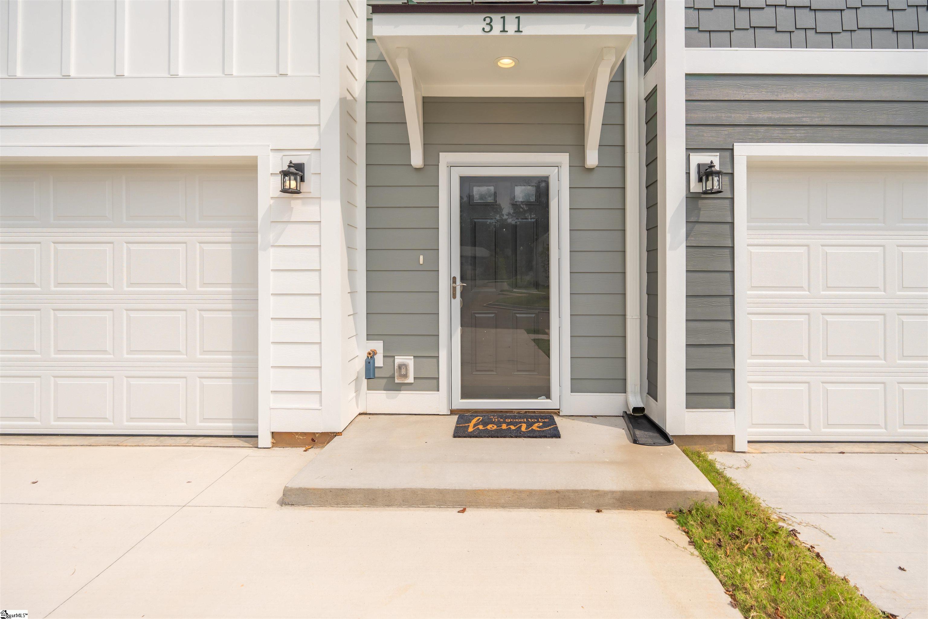 Lion Heart Ln, Greer, SC 29651
